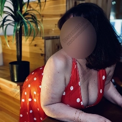 Tímeád 34 éves fiatal szexpartner profilkép